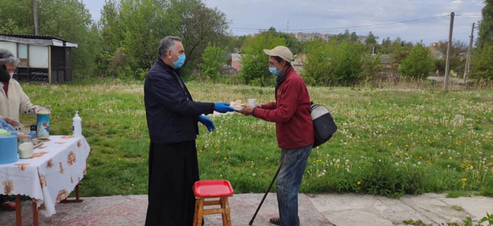 У Бердичеві греко-католики організували кухню для безпритульних