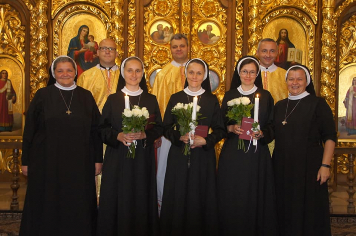 На Ясній горі в Гошеві сестри-василіанки склали довічні монаші обіти