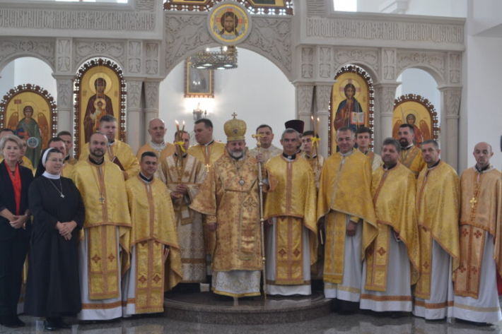 Вперше в Україні священники УГКЦ та ПЦУ пройшли вишкіл медичних капеланів
