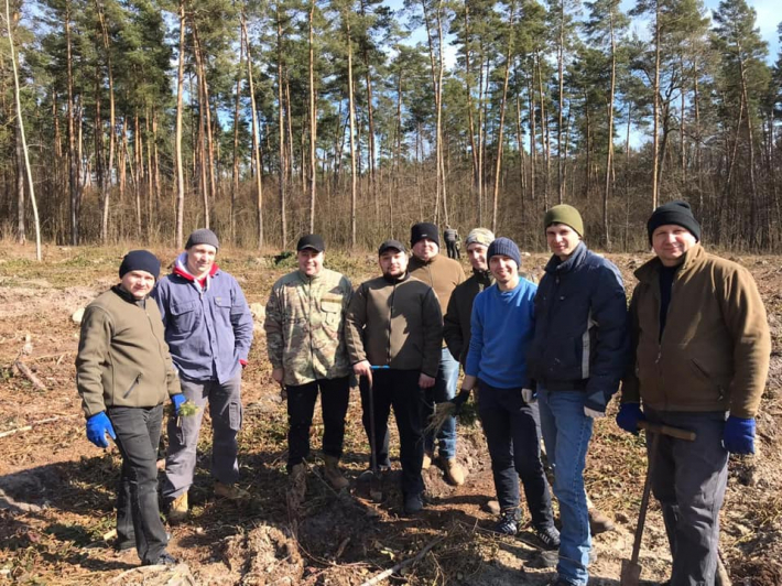Львівські військові капелани взяли участь у висаджуванні дерев на Яворівському полігоні
