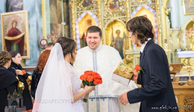В Івано-Франківську перша молода пара долучилася до проекту «Весілля без алкоголю»