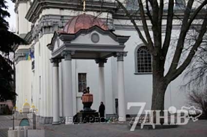 На храмовий празник архикатедрального собору Тернополя освятили унікальну капличку