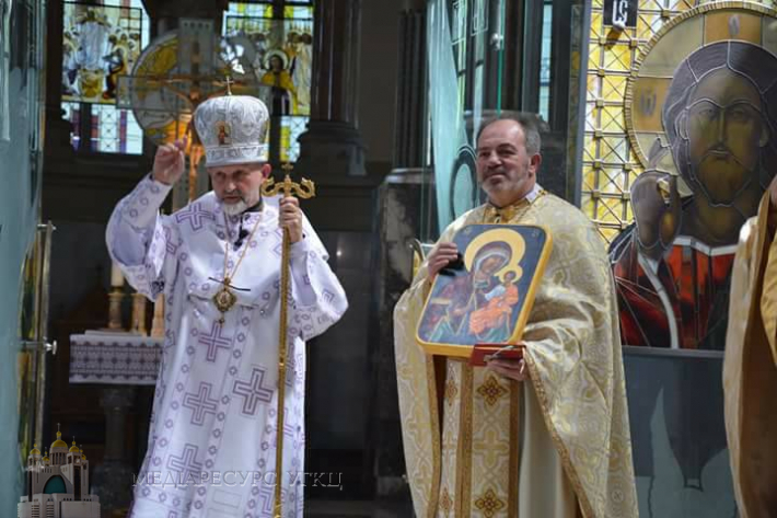 Для Львівської ікони Пресвятої Богородиці спорудили каплицю