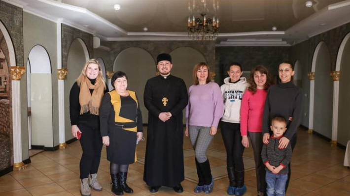 Священник УГКЦ на Львівщині за допомогою вареників та кави вирішує соціальні проблеми потребуючих