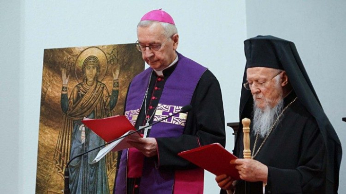 Архиєпископ Станіслав Ґондецький і Вселенський патріарх Вартоломей у Варшаві, 29 березня 2022 року