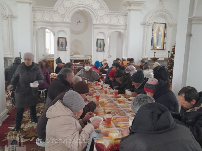 Благодійна парафіяльна їдальня на Херсонщині готує обіди для людей у скруті