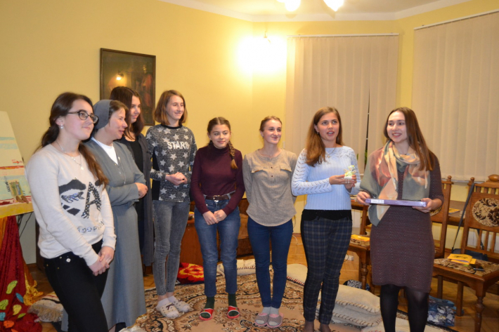 Львівська молодь побувала в гостях у сестер салезіанок