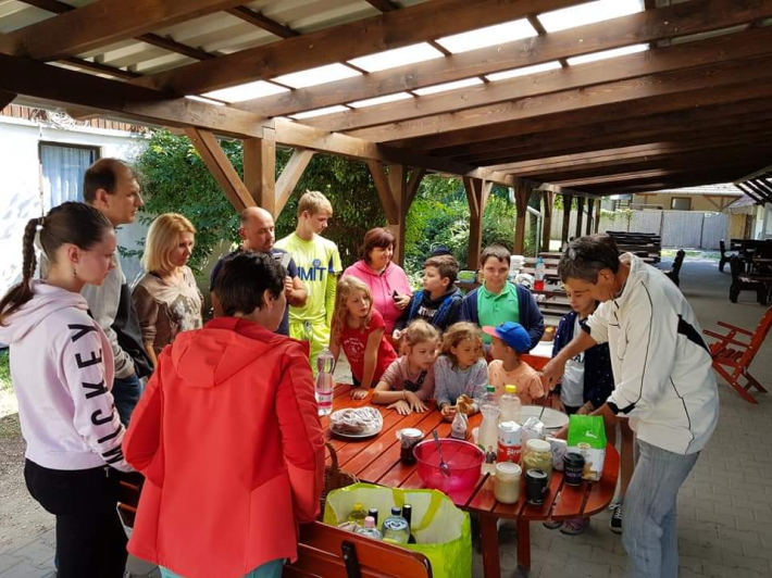 «Рідна школа» в Будапешті завершила літо мовним табором