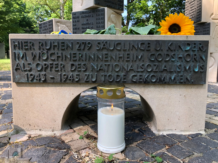 У дні Зелених свят у Північній Німеччині вшанували пам’ять українців, які трагічно загинули в часи Другої світової війни