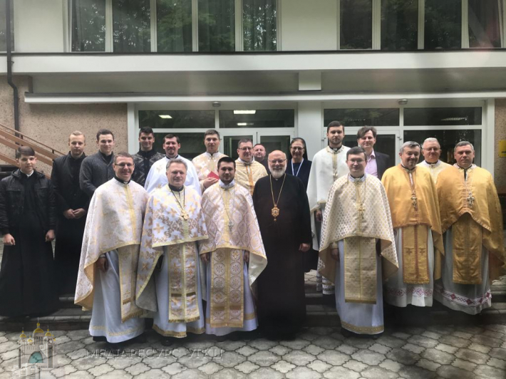У Брюховичах відбулася зустріч єпархіальних координаторів програми «Жива парафія»