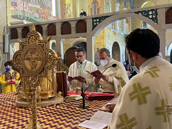 Секретар Конгрегації у справах духовенства помолився із українськими дітьми за мир в Україні в соборі Святої Софії в Римі