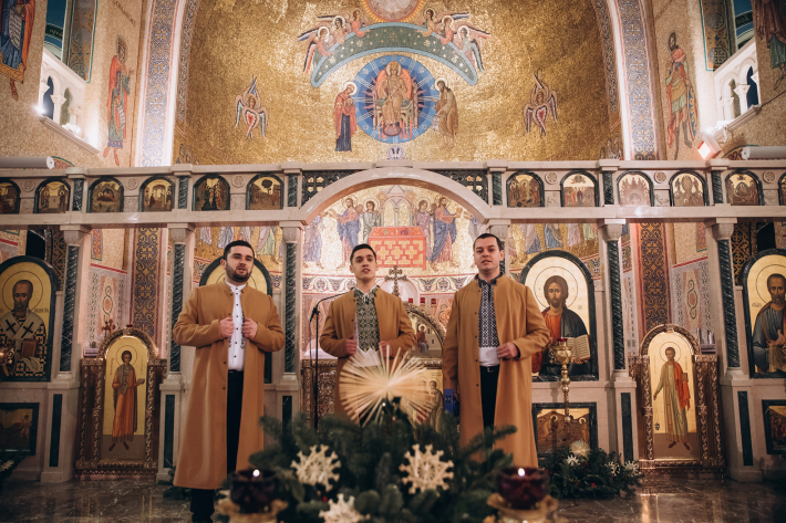 «Ми покликані ділитися Богом, щоб запалювати інших»: у соборі Святої Софії  в Римі завершили різдвяний час розколядою