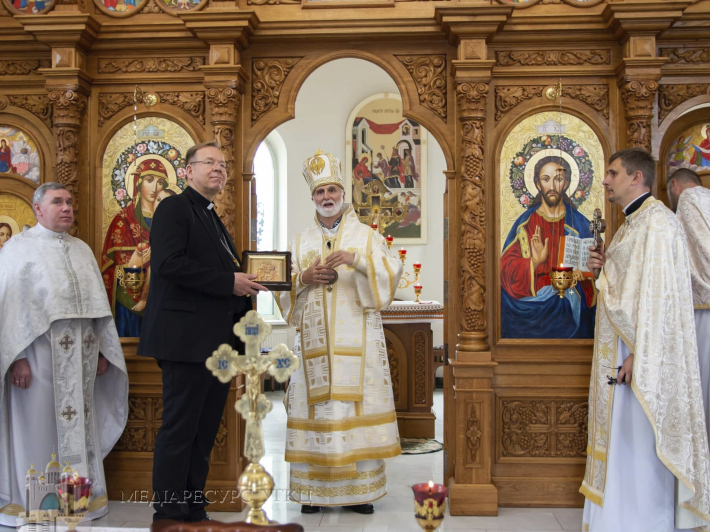 A prayer for the victims of the ruscist aggression and peace in Ukraine held in Irpin and Bucha_1