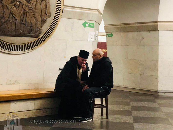 У Києві священики УГКЦ відслужили Літургію в метро_4