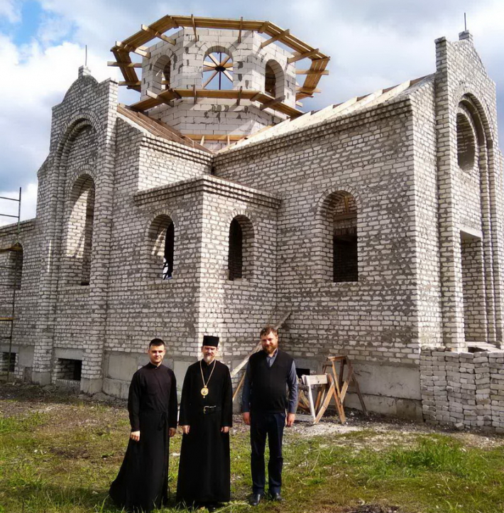 Продовжується будівництво греко-католицької церкви у Лисичанську