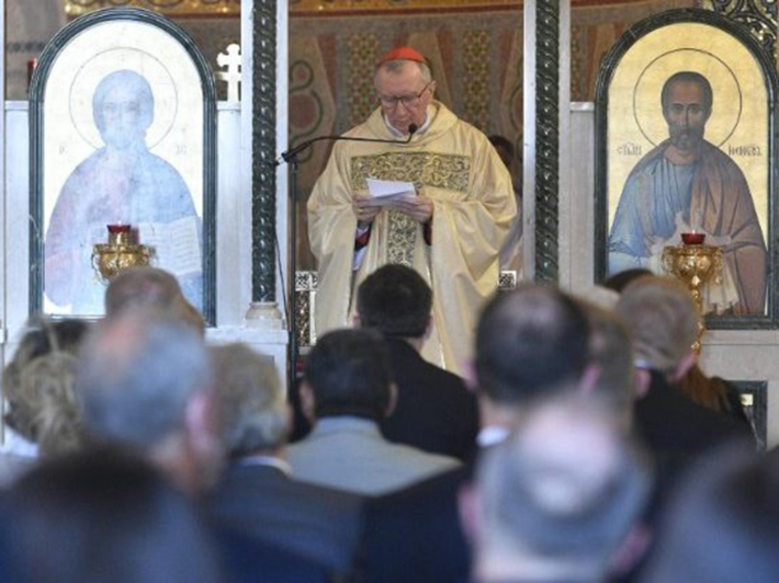 Держсекретар Ватикану в День Європи в храмі УГКЦ в Римі очолив Літургію та молитву за мир в Україні