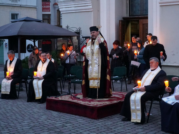 У Дрогобичі духовенство й вірні помолились Вервицю за перемогу українського війська